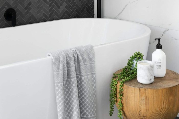 What is the best hotel management software